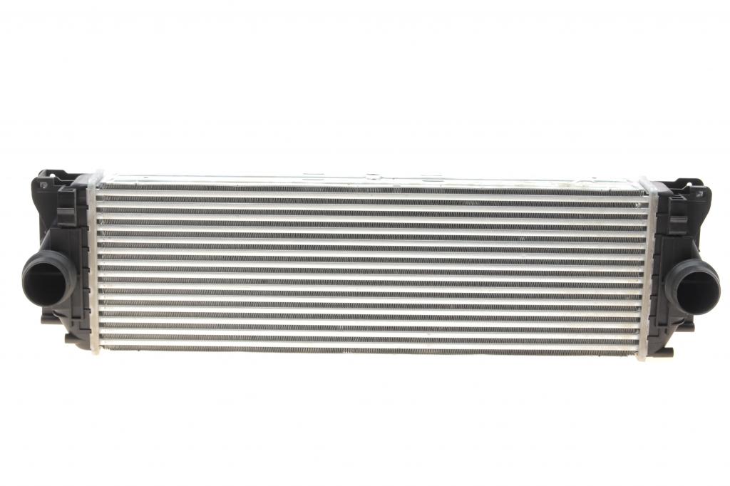 Радіатор інтеркулера MB Sprinter 2.2CDI OM651 09- VAN WEZEL 30004582