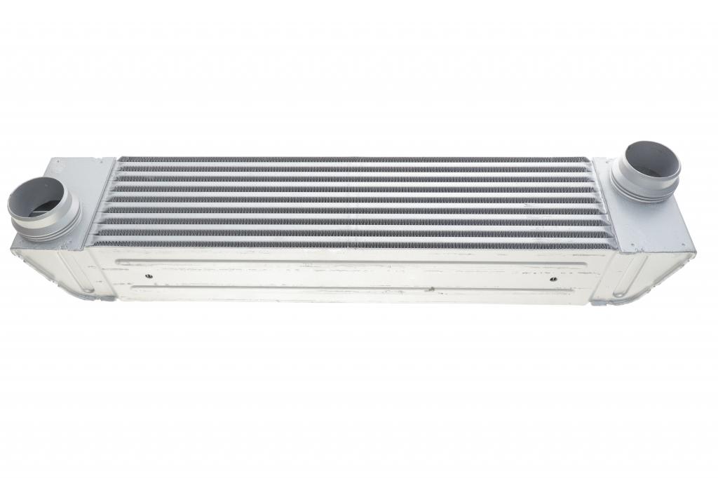 Радіатор інтеркулера BMW 5 (E60) 3.0D (M57) 04-10 VAN WEZEL 06004375
